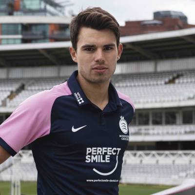 Middlesex discount t20 shirt