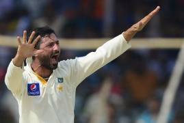 Junaid Khan signs for Middlesex