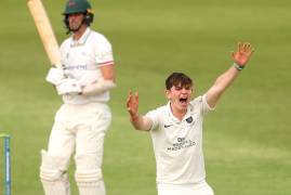 DAY THREE MATCH ACTION | LEICESTERSHIRE V MIDDLESEX 