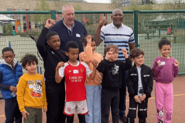 MIDDLESEX IN THE COMMUNITY BRINGS CRICKET TO BROADWATER FARM ESTATE