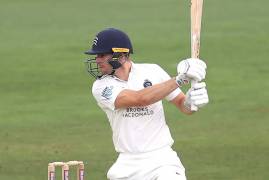 DAY TWO MATCH ACTION | KENT V MIDDLESEX , BOB WILLIS TROPHY