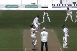 DERBYSHIRE V MIDDLESEX - DAY ONE ACTION