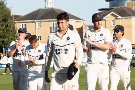 MATCH ACTION | DAY ONE V ESSEX