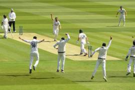 MATCH ACTION | DAY ONE V NOTTINGHAMSHIRE