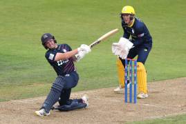 MATCH ACTION | HAMPSHIRE V MIDDLESEX