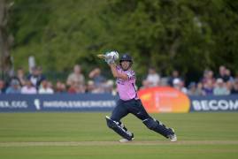 MATCH ACTION | GLAMORGAN V MIDDLESEX