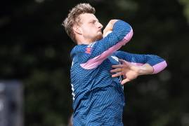 MATCH ACTION | WARWICKSHIRE V MIDDLESEX | MEN'S METRO BANK ONE-DAY CUP