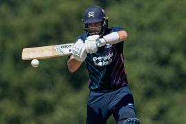 MATCH ACTION | NOTTS OUTLAWS V MIDDLESEX