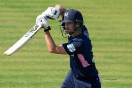 MALAN CALLED UP TO ENGLAND SQUADS AHEAD OF MALAHIDE CLASH 