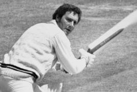 WE ARE SADDENED TO HEAR OF THE PASSING OF FORMER PLAYER MIKE HARRIS