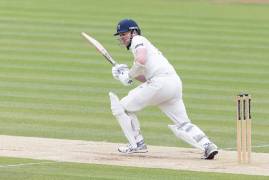 LEICESTERSHIRE V MIDDLESEX | DAY ONE MATCH ACTION