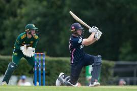 MATCH ACTION | MIDDLESEX V NOTTINGHAMSHIRE