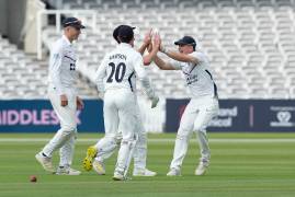 MATCH ACTION | DAY ONE V SURREY