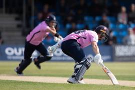 MATCH ACTION | MIDDLESEX V GLOUCESTERSHIRE