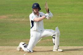 SAM ROBSON COMMITS LONG-TERM FUTURE TO MIDDLESEX