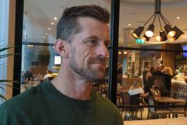 CHAT AT THE CLOSE | DANE VILAS
