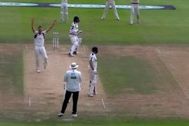 WATCH & LISTEN - Middlesex v Yorkshire, Day Three SCC