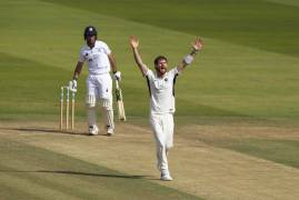 JAMES HARRIS WRAPS UP DAY THREE AT LORD'S AGAINST DERBYSHIRE