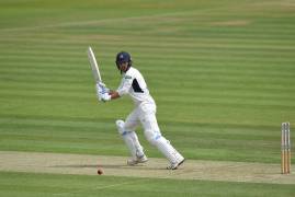 JAMES HARRIS SUFFERS BROKEN THUMB DURING RECENT SUSSEX MATCH