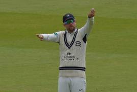 LEICESTERSHIRE v MIDDLESEX - MATCH UPDATES