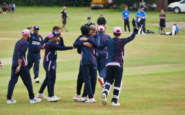 JOIN US AS MIDDLESEX CRICKET HOLDS DISABILITY TRIALS