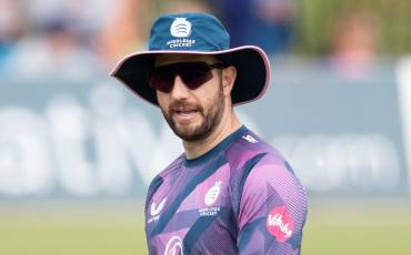 STEPHEN ESKINAZI SET TO JOIN LEICESTERSHIRE