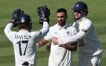 MATCH ACTION | DAY TWO V LEICESTERSHIRE