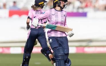 MATCH HIGHLIGHTS | MIDDLESEX WOMEN V LEICESTERSHIRE WOMEN | VITALITY BLAST