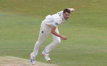 LEICESTERSHIRE V MIDDLESEX | DAY THREE MATCH ACTION