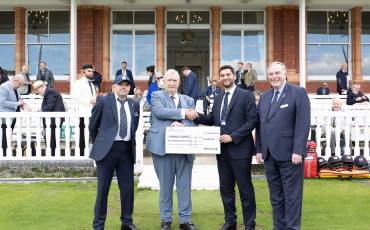 SEAXE CLUB PRESENT DISABILITY SQUAD WITH CHEQUE TO SUPPORT DUBAI TOUR