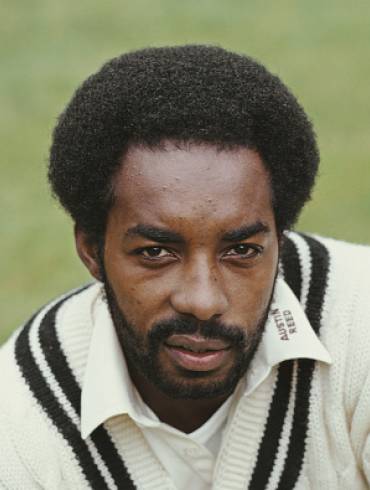 ROLAND BUTCHER PRESENTED WITH SPORTING EQUALS LIFETIME ACHIEVEMENT AWARD