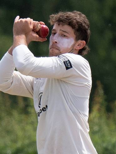 DAY FOUR MATCH ACTION | GLOUCESTERSHIRE V MIDDLESEX | COUNTY CHAMPIONSHIP