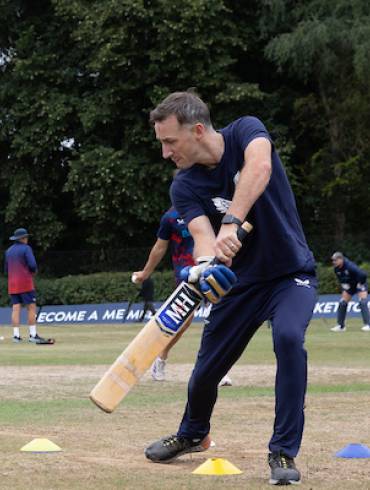 JOSH KNAPPETT TO HOLD WICKET-KEEPING MASTERCLASS SESSION