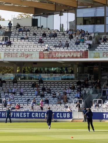 MITC SHOWCASE WALKING CRICKET ON LORD'S OUTFIELD