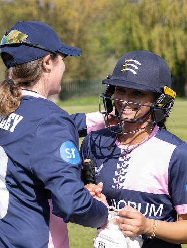 MATCH HIGHLIGHTS | KENT WOMEN V MIDDLESEX WOMEN | METRO BANK ONE-DAY CUP